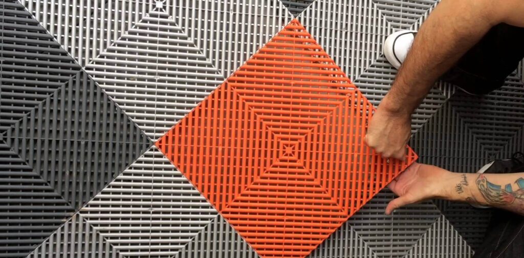 أنواع الأرضيات المستخدمة في صالات الجيم